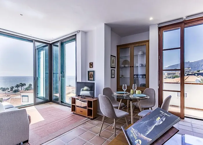 Eden Seaside Getaway