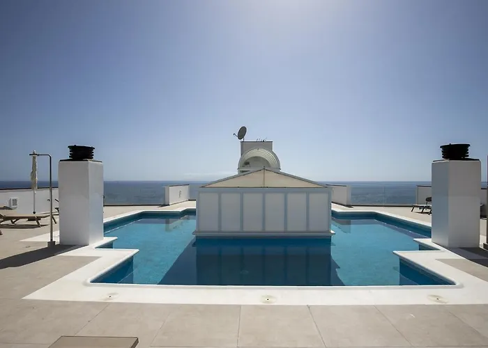 Eden Seaside Getaway *